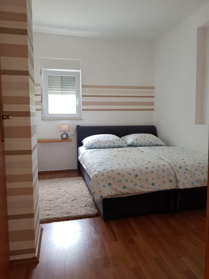 Apartment Podstrana Eksteriør billede